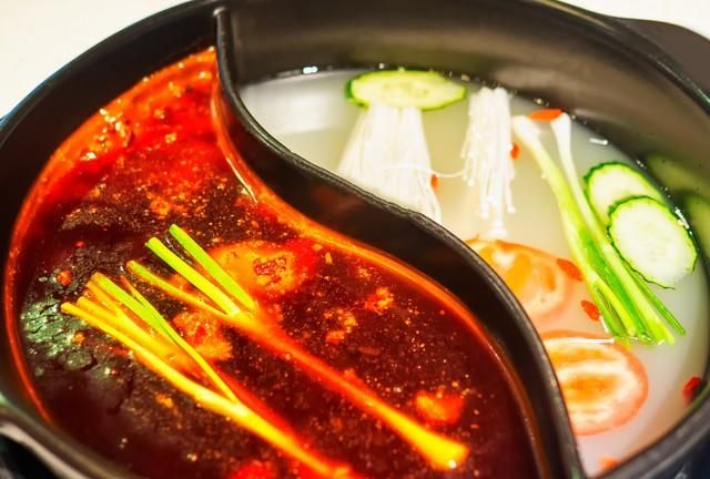 串串香为什么那么好吃，大厨给你分享灵魂配方和蘸料