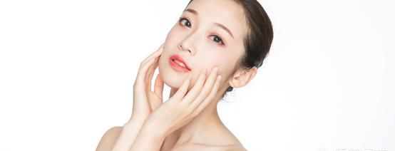 女人长期喝玫瑰花茶的好处与坏处图2