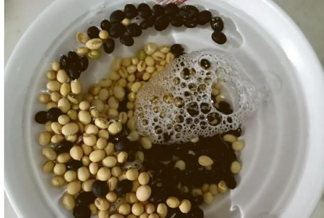 腊咸鸭怎么做好吃湖北(咸腊鹅怎么做好吃)图2
