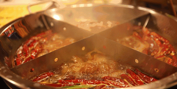 在家怎么做好吃的麻辣火锅，四川麻辣火锅底料做法配方