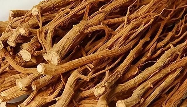得了胆结石别慌张，老中医分享三剂名方，轻松排石，解除后顾之忧