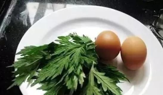艾草煮鸡蛋的做法和作用,艾草煮鸡蛋的做法和功效图1