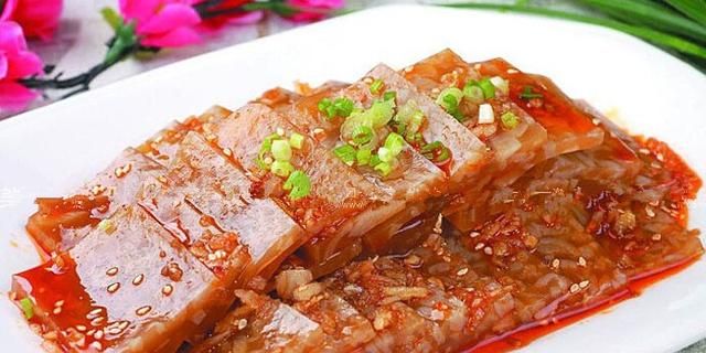 蛋白质比牛肉高，比猪皮更滋补，补肝强肾，延缓衰老，早吃早受益
