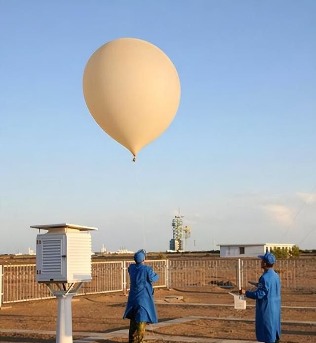 热气球：人类最古老的飞行器，是它把人类第一次带向天空