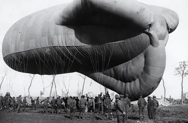 热气球：人类最古老的飞行器，是它把人类第一次带向天空