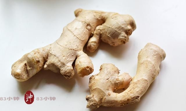 家常菜里的姜皮有必要去掉吗(煮菜姜皮要不要去掉)图1