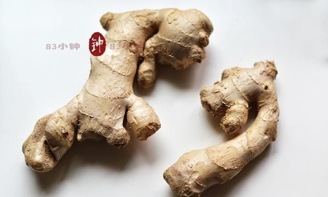 家常菜里的姜皮有必要去掉吗(煮菜姜皮要不要去掉)图2
