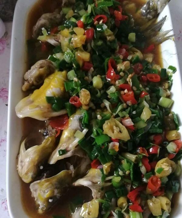 黄姑鱼的做法怎么做好吃,红烧黄姑鱼家常做法图5