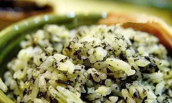 这种常见的野菜叶子，清香又滋补，湛江人的情怀美食，童年的回忆