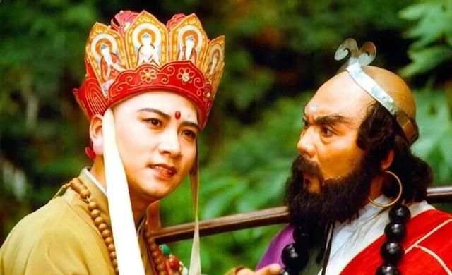 西游记中唐僧的袈裟有什么作用图1