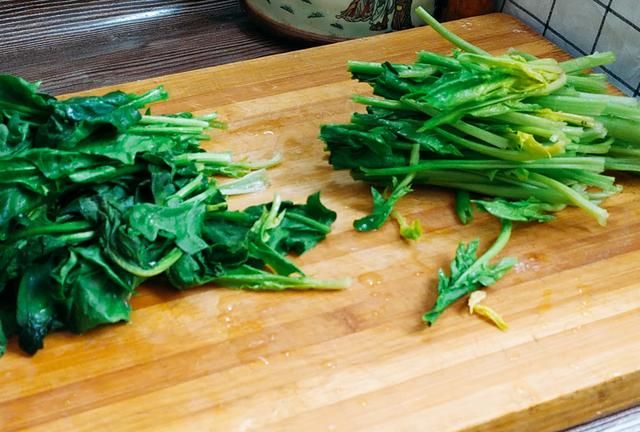 菠菜有多少种吃法,你是怎么吃菠菜的呢图2