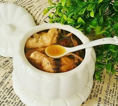 茶树菇鸡汤的做法