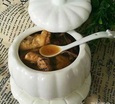 茶树菇鸡汤的做法