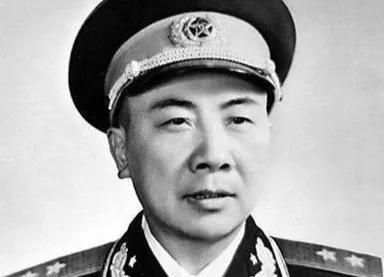 “开国将军”102岁依然“神采飞扬”：“6大”养生秘诀，谁都能学