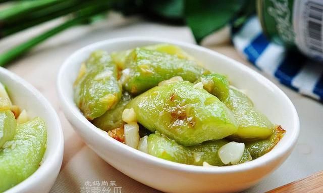 过年，素炒猴头菇，不焯水，没苦味，清鲜爽滑益脾胃，附素菜8道