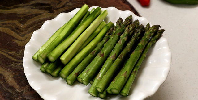 春天，多给孩子做6道“应季菜”，营养均衡合理搭配，顿顿吃光盘