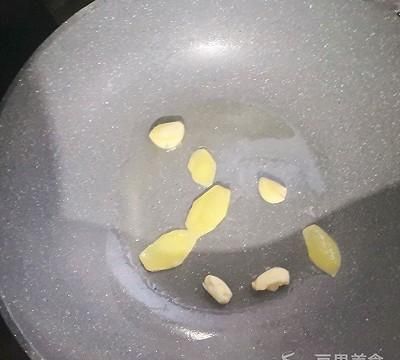 无腊味，不新年 卤水凤爪