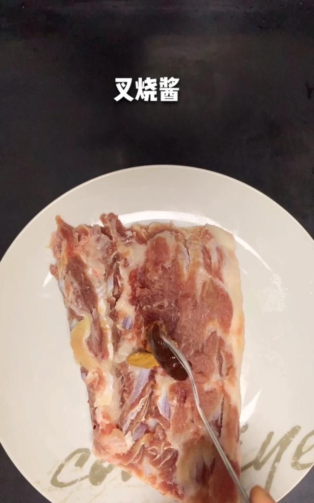 猪排骨下面的肉是什么肉,烤猪排骨的正确做法图5