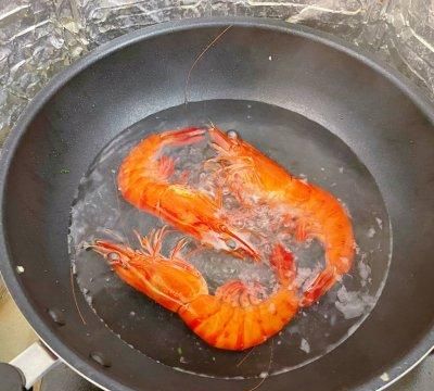 #少盐饮食 轻松生活#原汁原味清蒸鲍鱼、九节虾