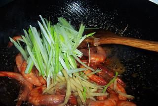 油焖大虾火锅做法,红焖大虾火锅怎么做图5