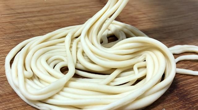 兰州拉面的料是什么配方,兰州拉面油泼辣子配方图2