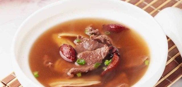 天热一定要多喝汤，这15种牛肉汤馨香甜美，美而不腻做法还简单