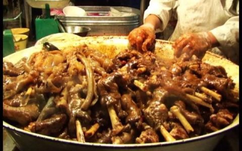 新疆胡辣羊蹄多汁多味