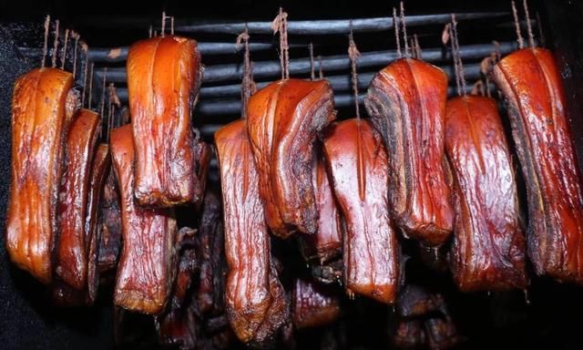 四川烟熏腊肉有什么特点呢图2