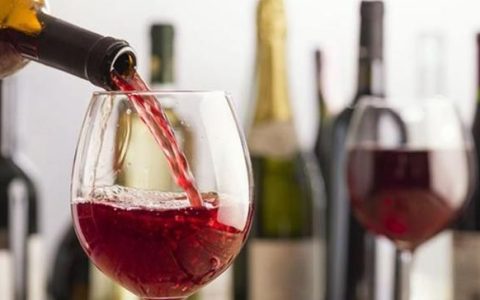 挂杯的才是好红酒