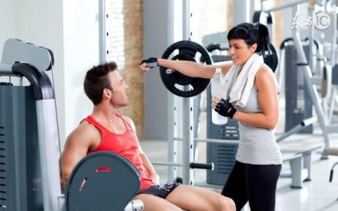 健身训练中的代偿是什么