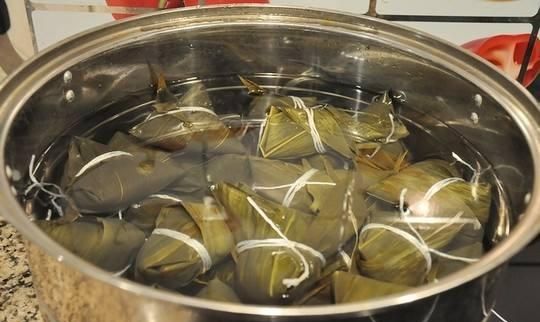 煮粽子的3个问题！冷热水，加多少水，煮多久？这次统统告诉你