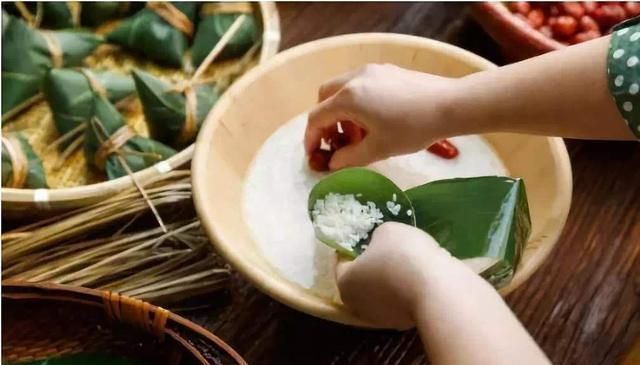 煮粽子的3个问题！冷热水，加多少水，煮多久？这次统统告诉你