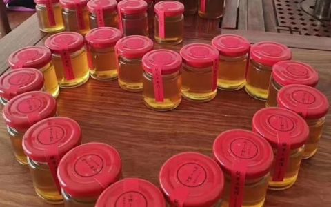 养蜂人讲各种蜂蜜的特点和功效,那些养蜂人是怎么把蜂蜜卖出去的