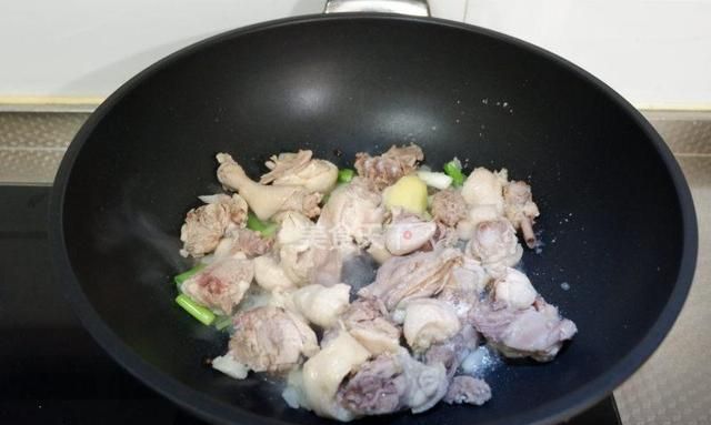 啤酒鸭，夏天里的降火大肉菜，吃了还不发胖！