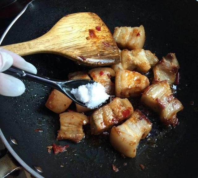 啤酒鸭，夏天里的降火大肉菜，吃了还不发胖！