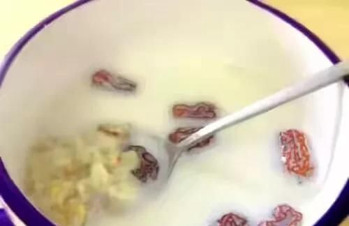 燕麦片早餐做法有哪些图4