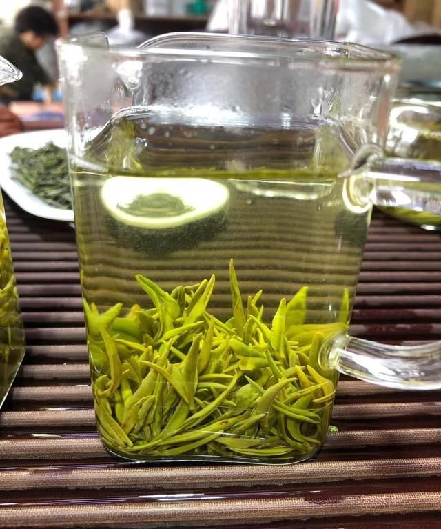 日照绿茶的正确冲泡方法,日照绿茶叶片厚耐冲泡图12