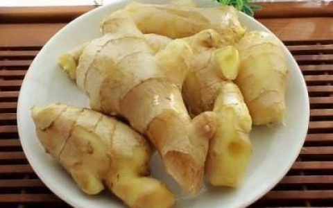 常吃生姜有什么功效(长期吃醋泡生姜有什么功效)