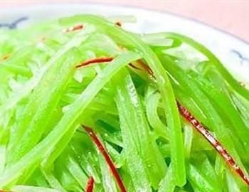 莴笋加鸡蛋再加粉丝凉拌怎么做图2