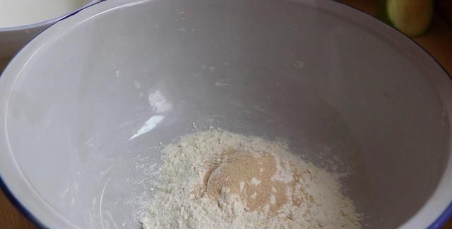教你自制油条，学会再也不用出去买，自己做干净还卫生