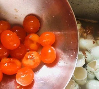 广式粽子｜咸蛋黄肉粽自己做，方便更放心