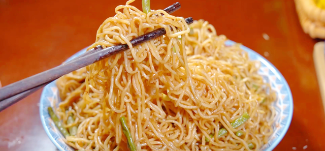 天冷宅家里，建议吃这6道面食，简单易做又营养，赞不绝口，特香