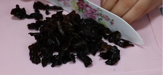 教你木耳红枣这样搭配，想不到作用这么大，简单实用，真厉害