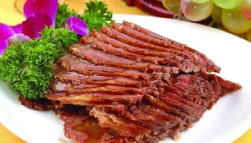 酱牛肉家庭做法，只需这10种配料，简单易做，比买的还好吃