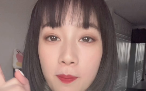 新生儿第一个月需要准备几件衣服