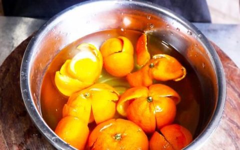 止咳润燥水(喉咙很干燥喝什么止咳)