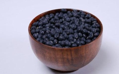 吃黑豆去湿气吗 黑豆生吃好还是熟吃好呢
