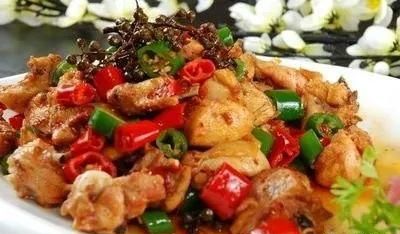 40款特色菜品，既有家常小菜又有传统名菜，值得大家参考收藏