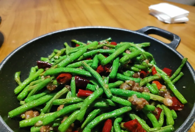 40款特色菜品，既有家常小菜又有传统名菜，值得大家参考收藏