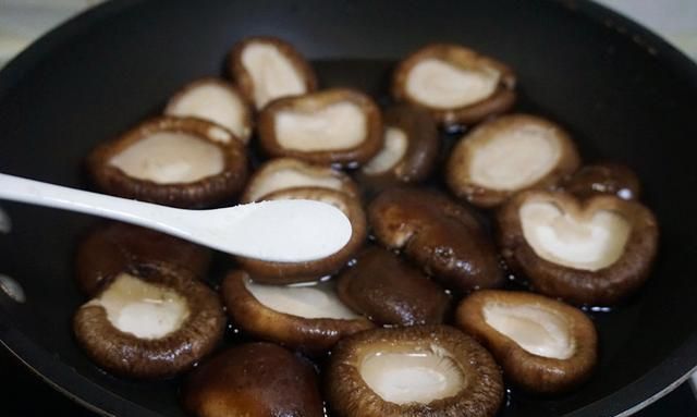 番茄沙司有哪些吃法(番茄沙司面条的吃法大全)图13